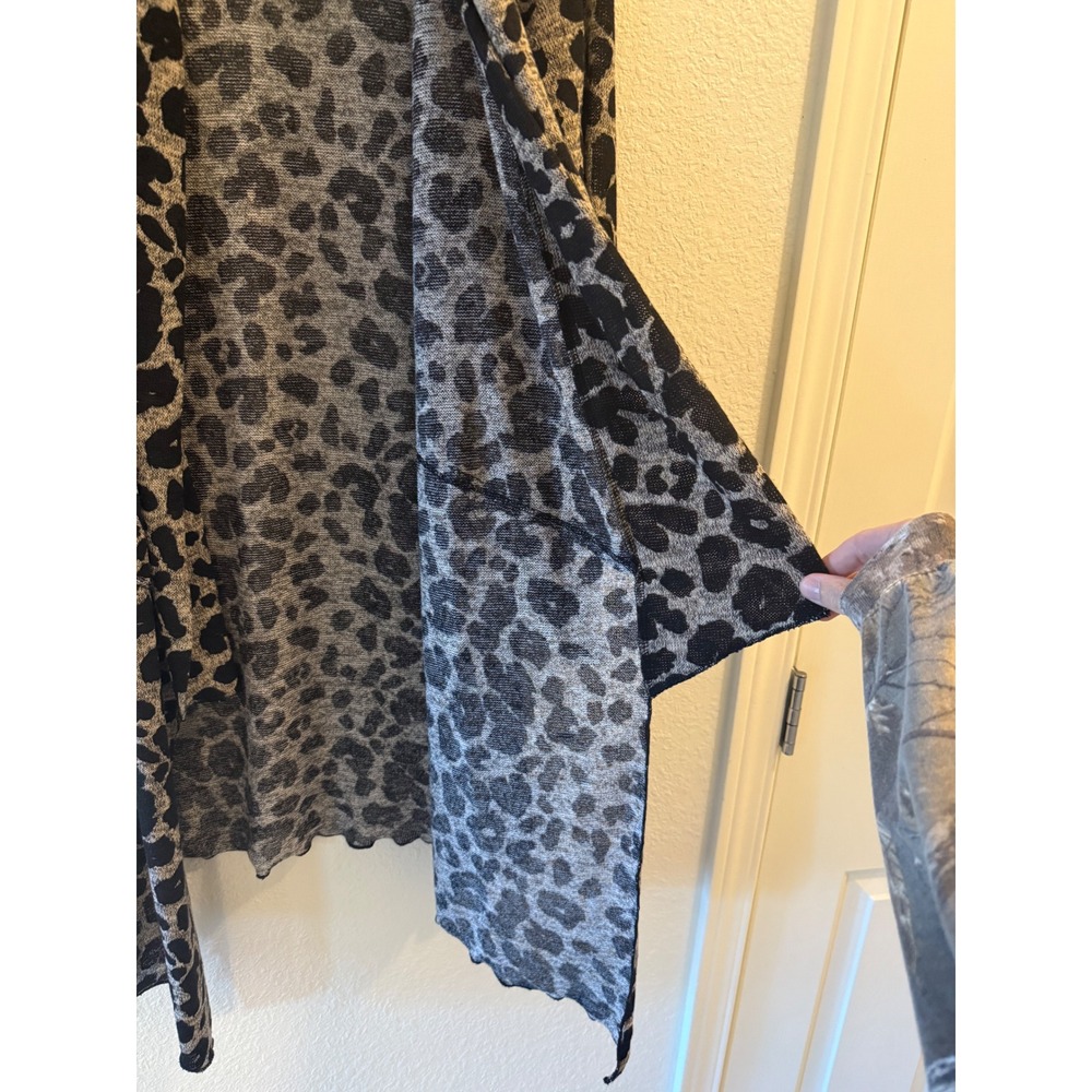 Maurice's Leopard Print Duster Cardigan Lightweight Long Sleeve - Women's Large - Picture 3 of 5